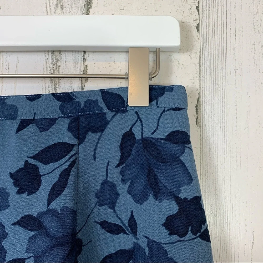 Vintage 90s/Y2K Blue Floral Shadow Print Midi Skirt - Picture 5 of 12